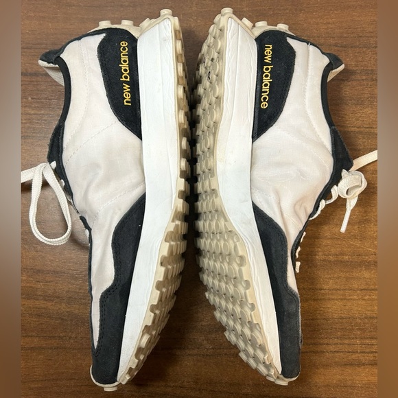 New Balance 327 Men’s 8.5 White Orange Black MS327SO - Picture 3 of 8